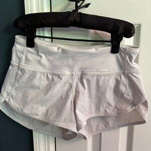 Lululemon Shorts: White, Size 2